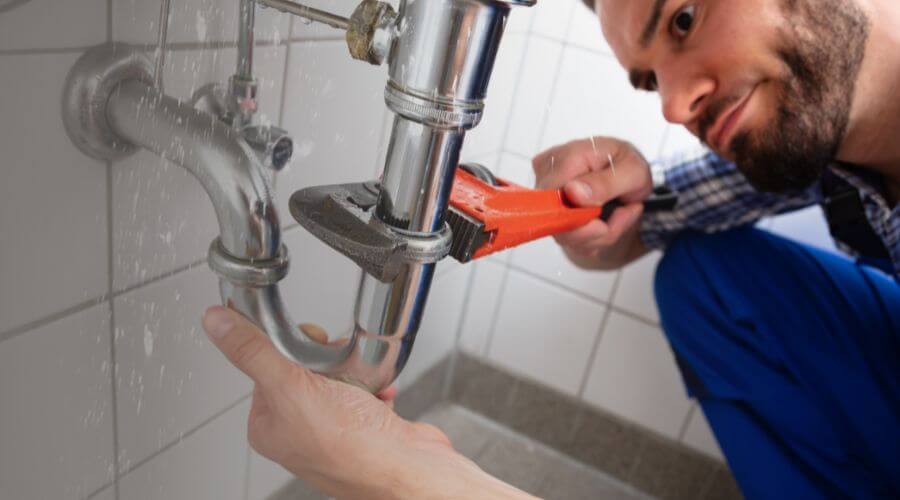 Professional same day plumber services in Dennis, KS